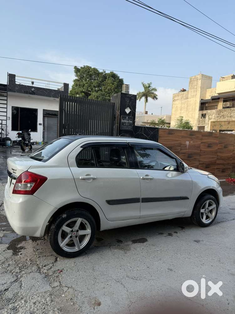 Maruti Suzuki Swift Dzire 1.3 Vxi, 2016, Petrol