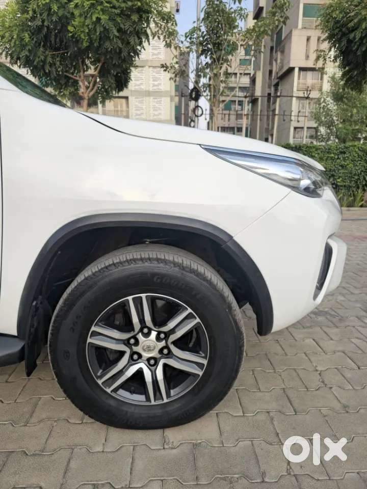 Toyota Fortuner 4x2 At, 2017, Diesel