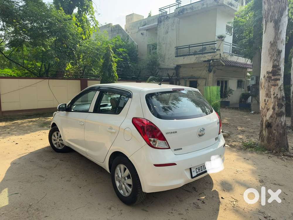 With Automatic Climate Control + Company Fitted Back Camera