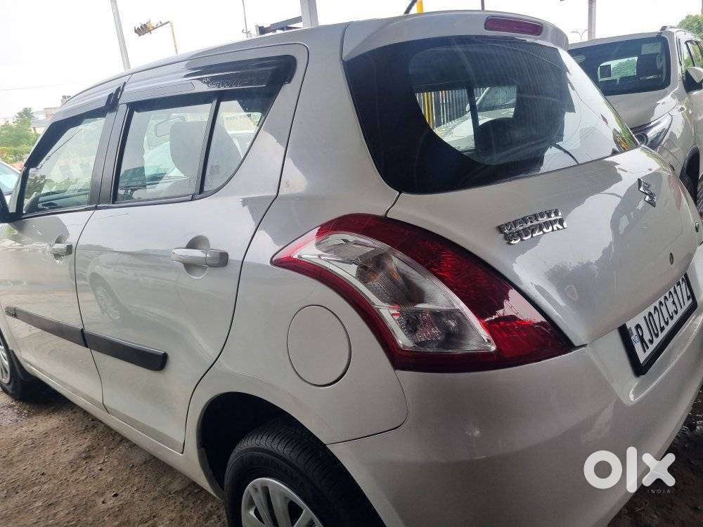 Maruti Suzuki Swift Vxi, 2015, Petrol
