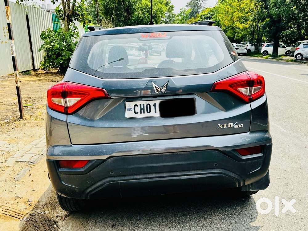 Mahindra Xuv300 W6, 2024, Petrol