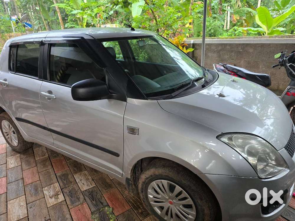 2006 Maruti Swift Lxi Petrol. Re