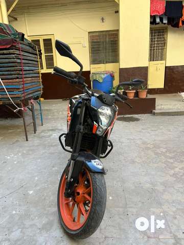 Ktm duke 200 abs Motorcycles 1758131774