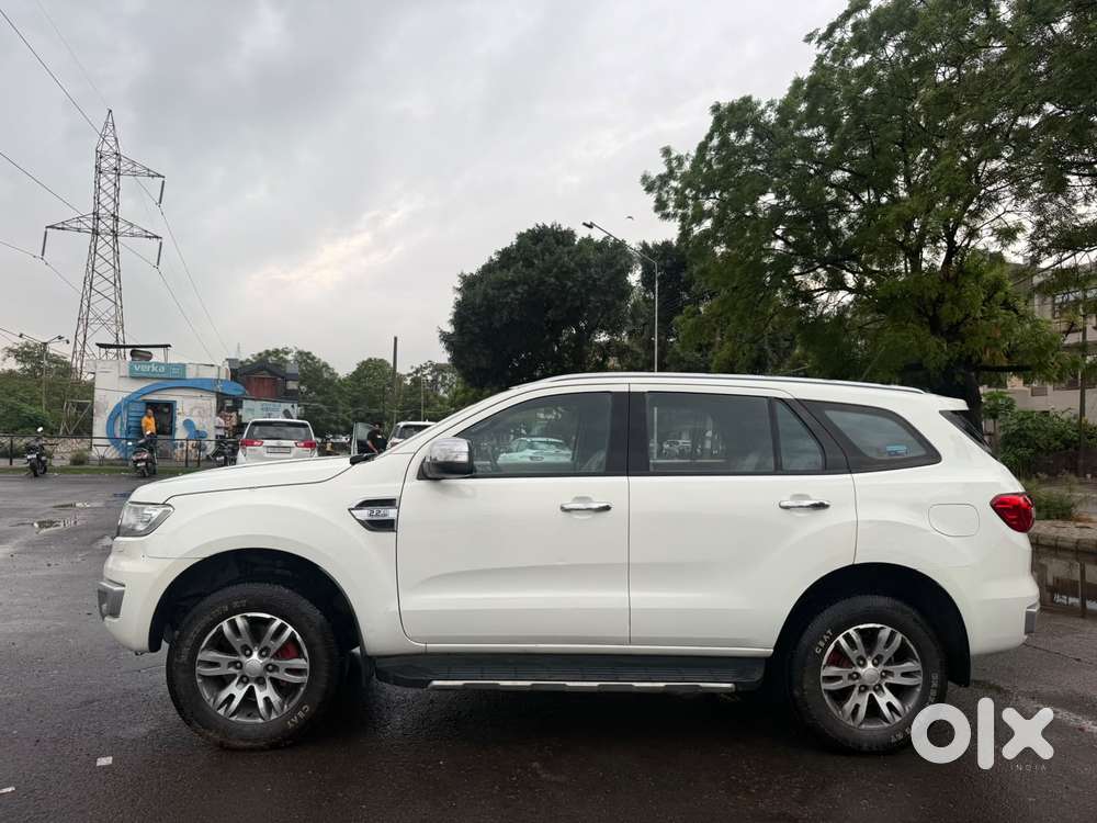 Ford Endeavour 2.2 Titanium At 4x2, 2017, Diesel