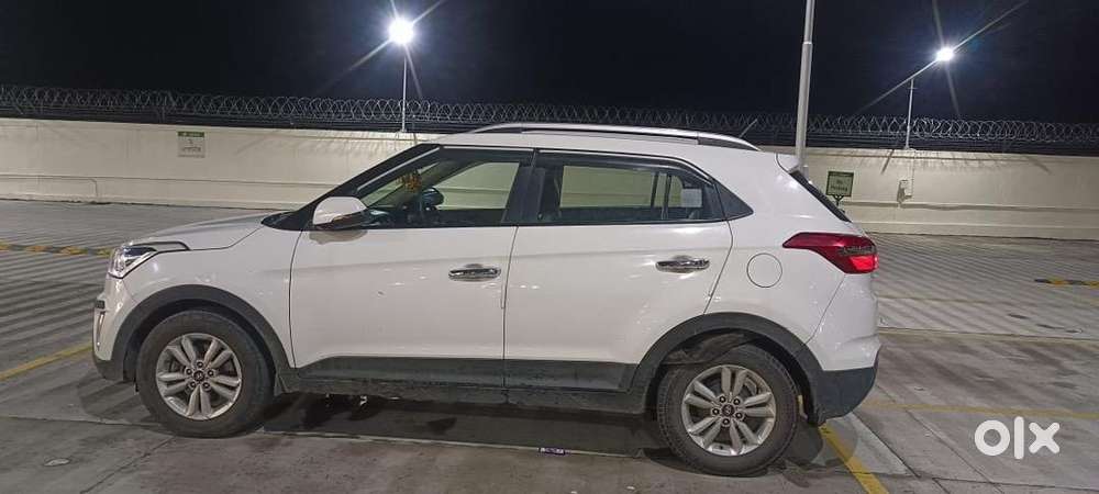 Hyundai Creta 2017 Diesel Well Maintained,all Services From Agency