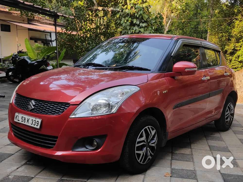 Fire Red Colour Maruti Suzuki Swift Vxi 2013 Petrol Manual