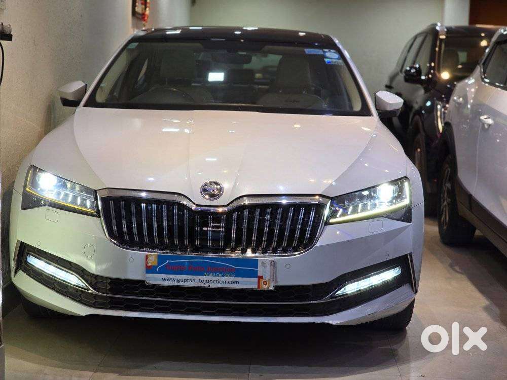 Skoda Superb 2.0 Tsi At L&k, 2021, Petrol