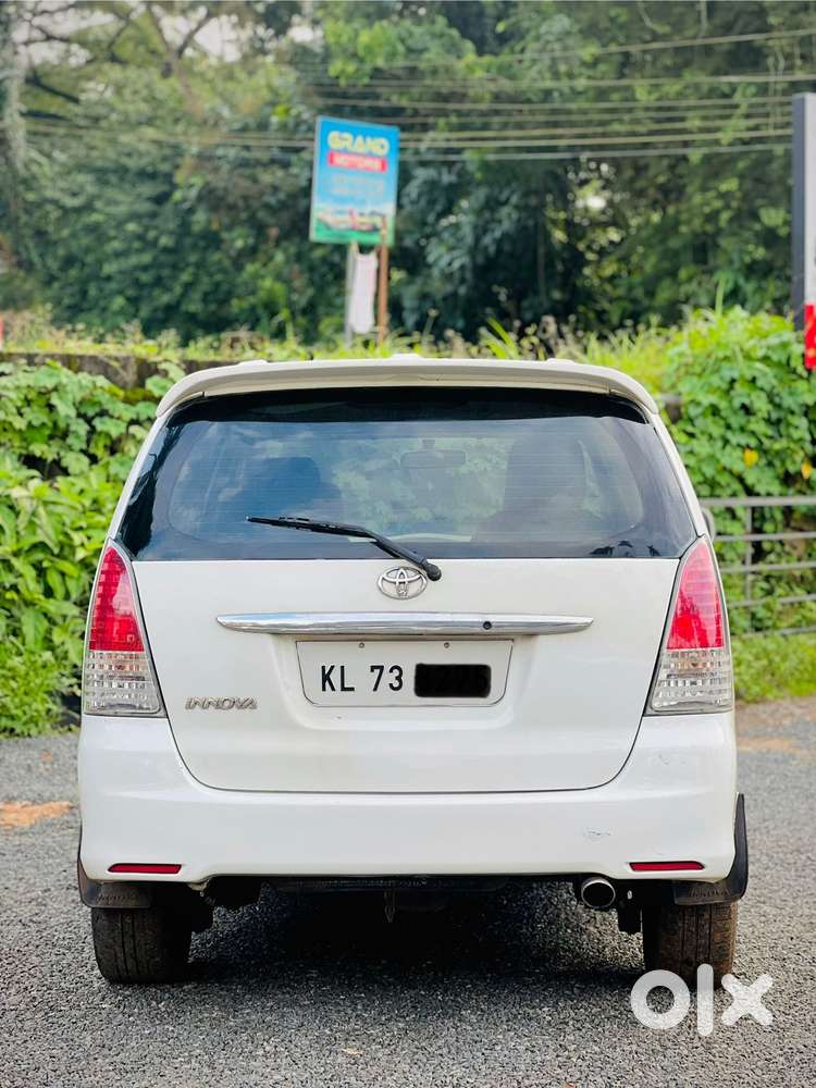 Toyota Innova [2004-2011] 2.5 Gx Diesel 7 Str, 2007, Diesel