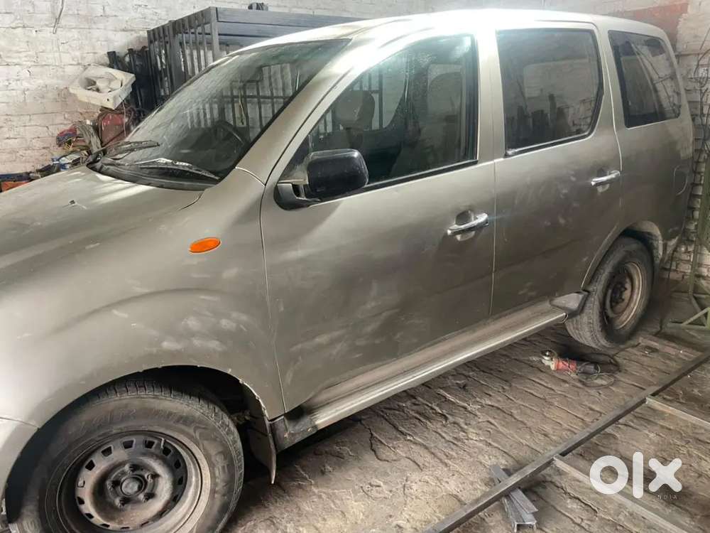 Mahindra Xylo 2010