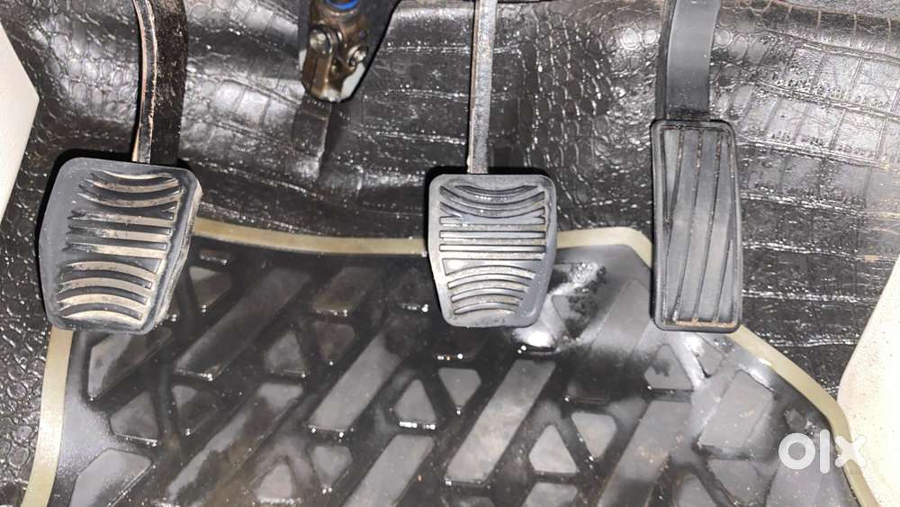 Mahindra Xuv300 W8 Option, 2021, Petrol