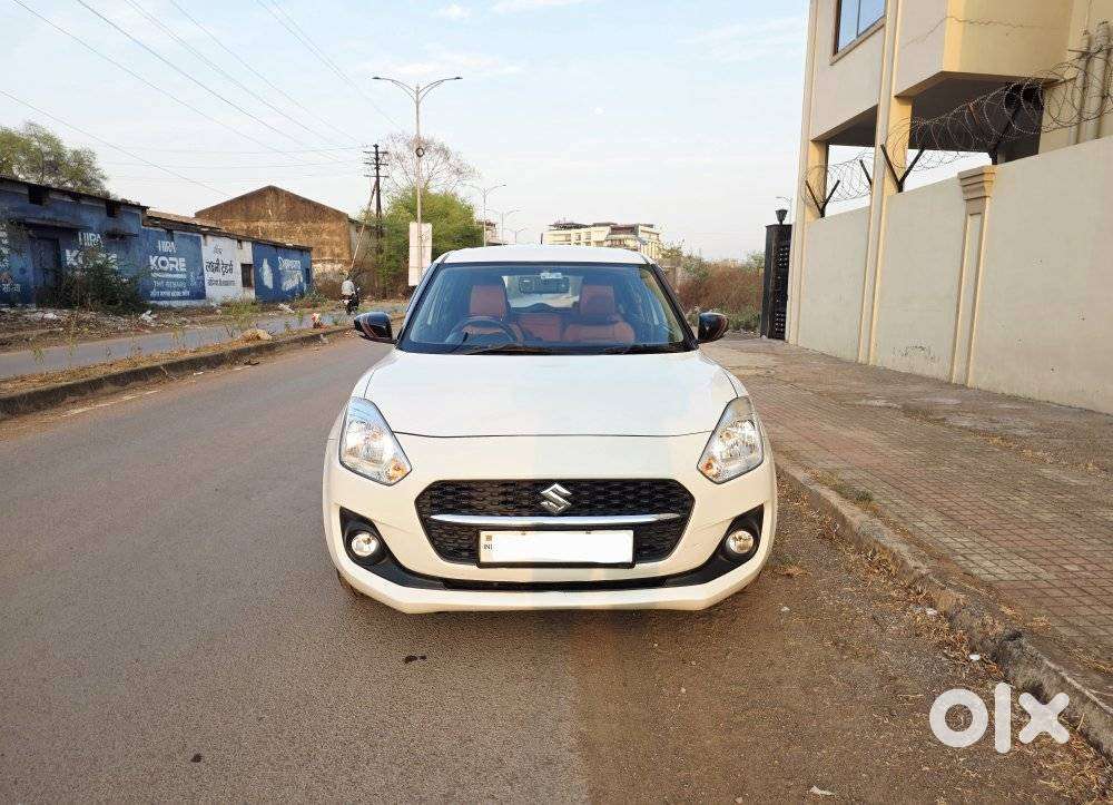 Maruti Suzuki Swift Vxi + Manual, 2023, Petrol