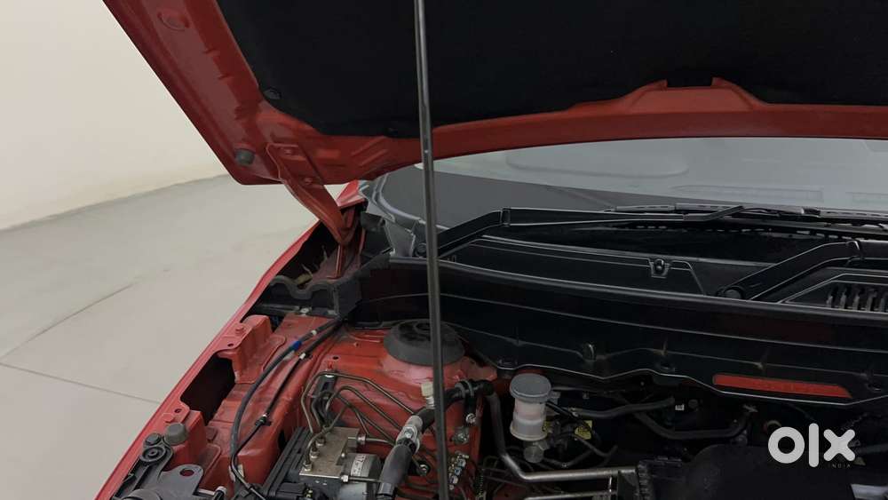 Maruti Suzuki Vitara Brezza 1.5 Zxi Plus At Dual Tone, 2022, Petrol