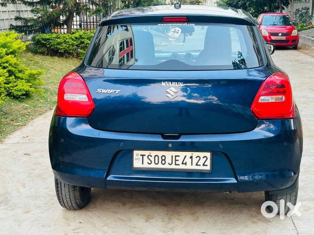 Maruti Suzuki Swift Vxi + Manual, 2022, Petrol