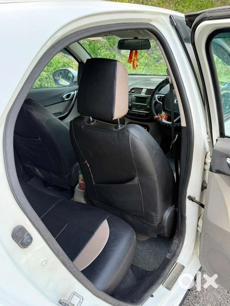 Tata Tiago Petrol 2017