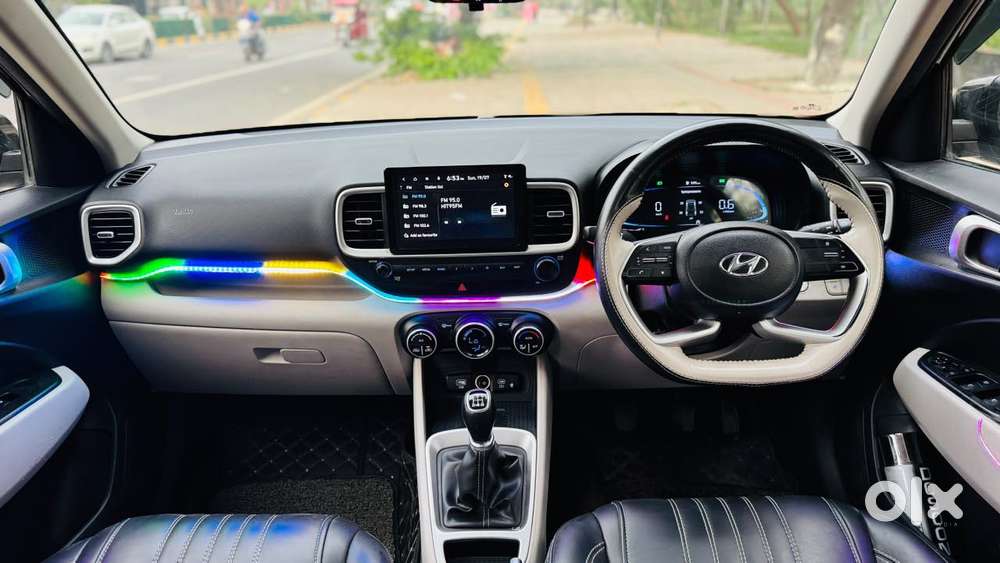 Hyundai Venue Sx Mt, 2024, Petrol
