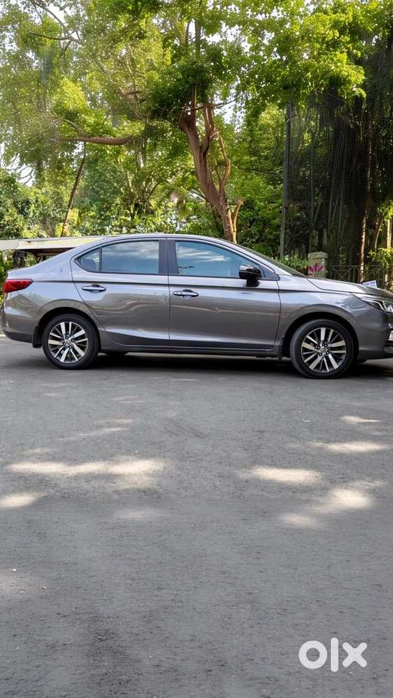 Honda City 5th Gen Vx Cvt I-vtec  Modern Steel Metallic  2021