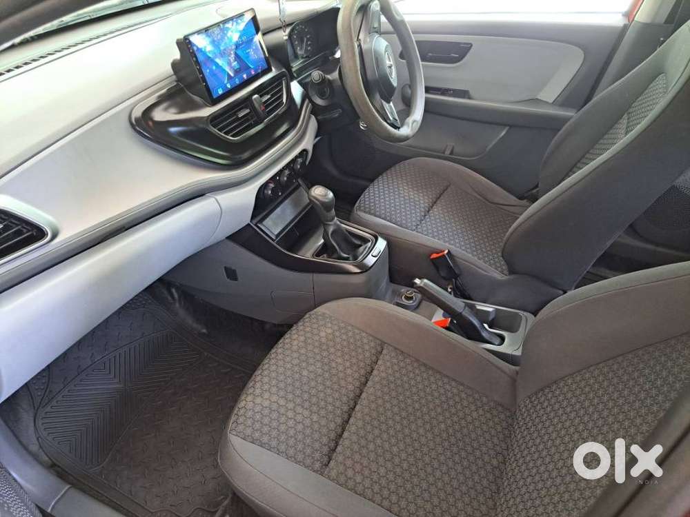 Tata Altroz 1.2 Xe, 2021, Petrol