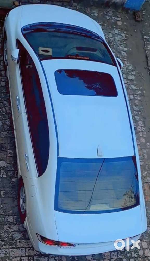 Luxury Car With Sanroof ( Agent Don't Call)