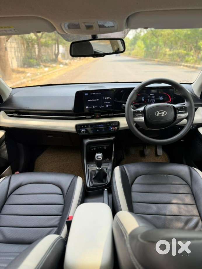 Hyundai Verna 1.5 Mpi Mt Sx (o), 2023, Petrol