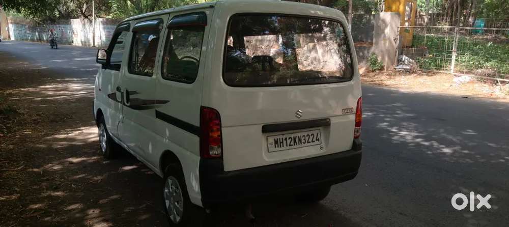 Maruti Suzuki Eeco 2015 Petro+cng  65000 Km Drive Excellent Condition