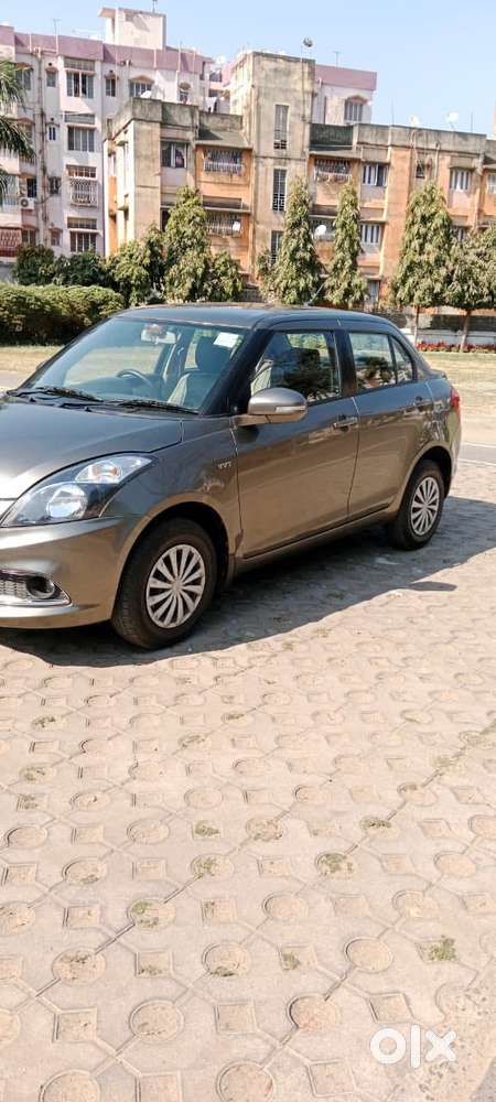 Maruti Suzuki Swift Dzire Vxi Optional, 2016, Petrol