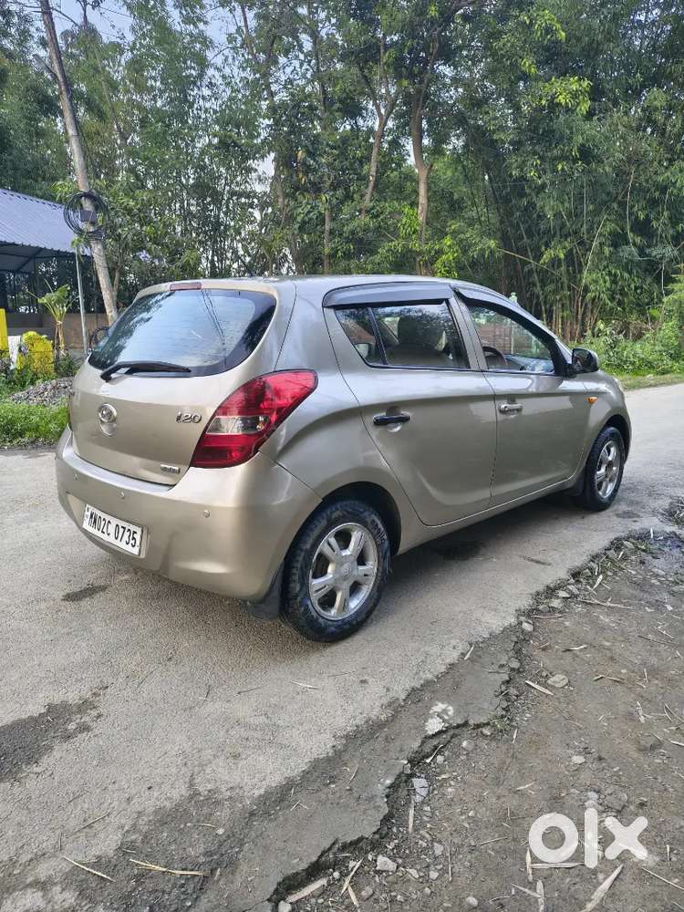 Hyundai I20 2010 Top Variant