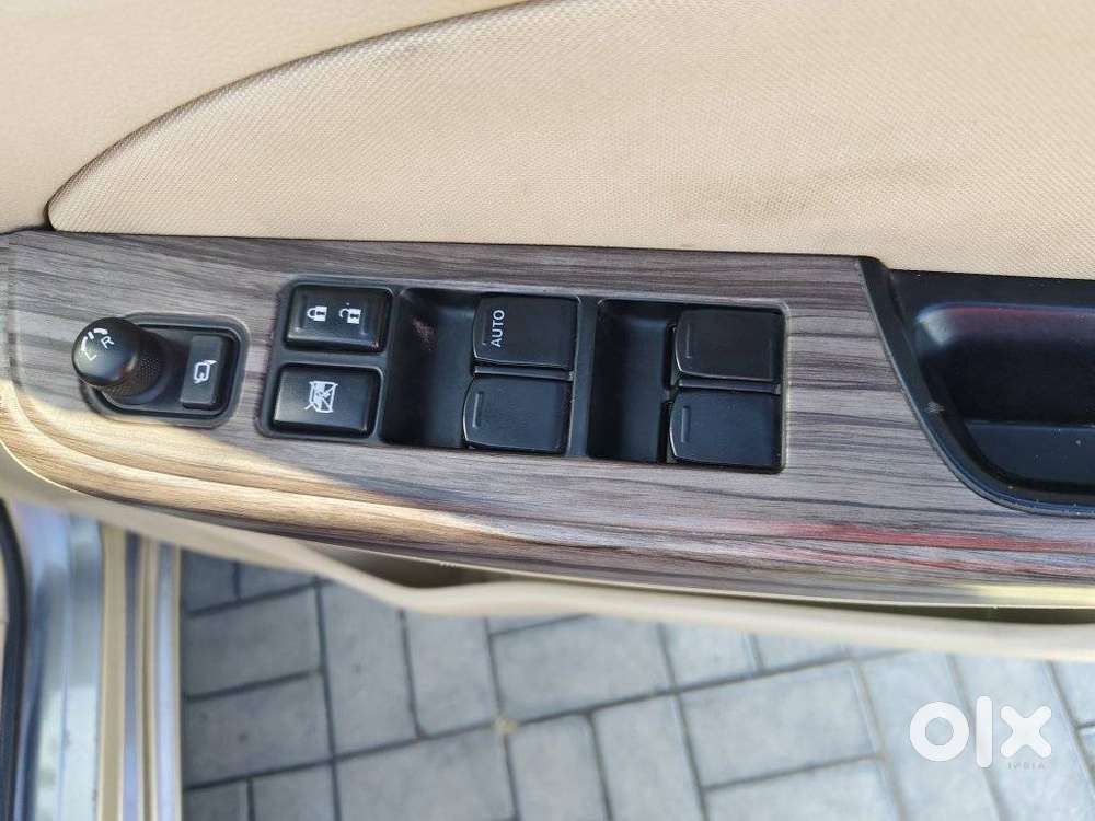 Maruti Suzuki Dzire 1.2 Vxi, 2022, Petrol