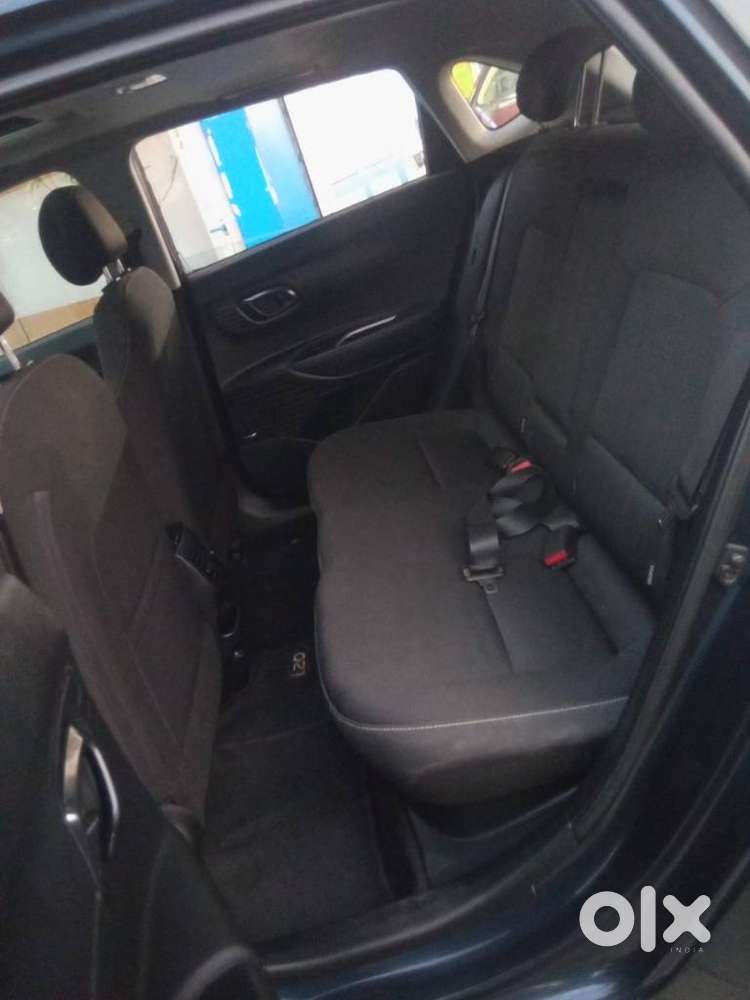Hyundai New I20 1.2 Asta (o) Mt, 2022, Petrol