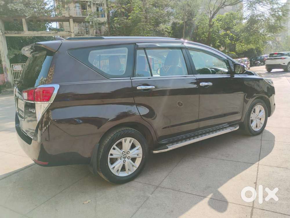 Toyota Innova Crysta 2.7 Zx At, 2016, Diesel