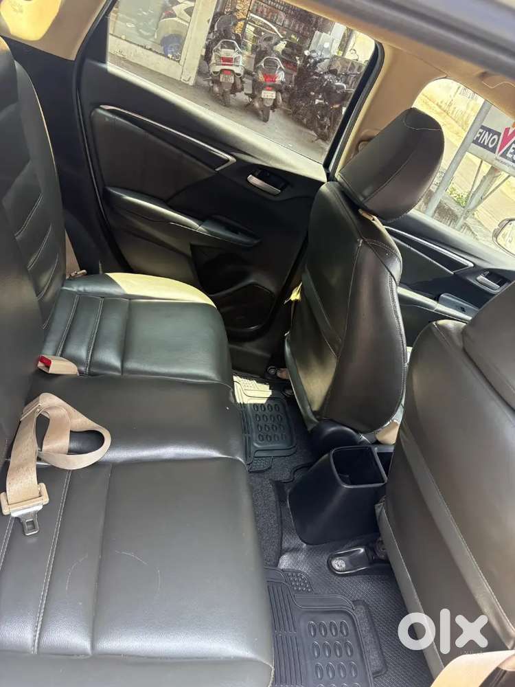 Honda Jazz 2017 Diesel 87965 Km Driven