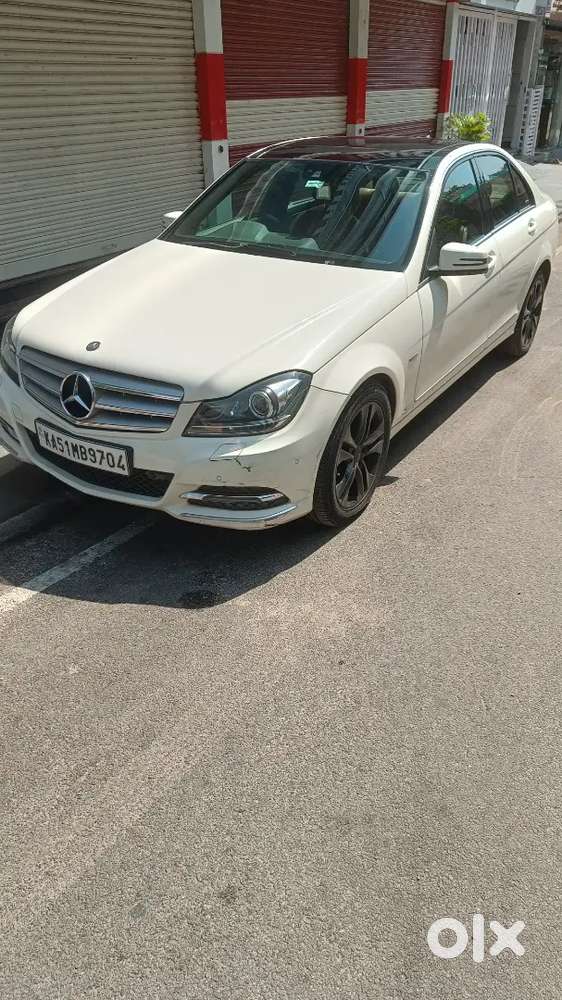 Mercedes-benz C-class 2011 Diesel 120000 Km Driven
