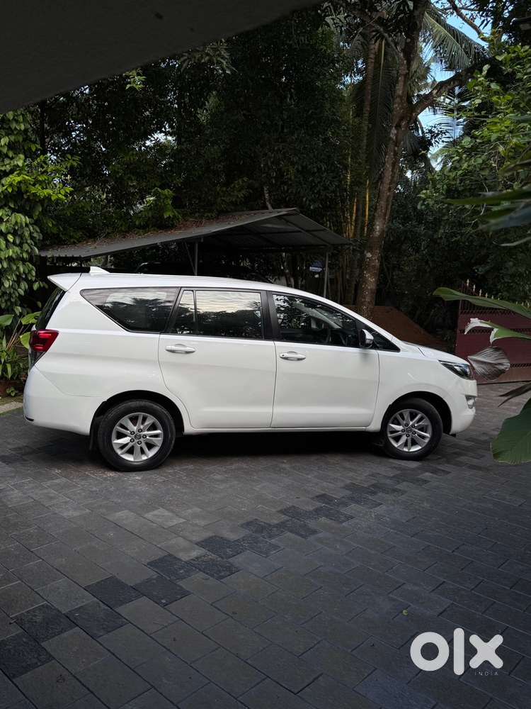 Toyota Innova Crysta 2019