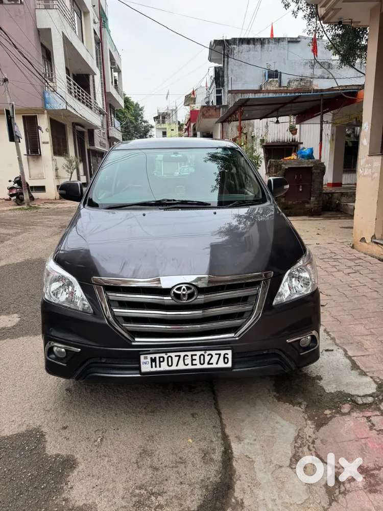 Toyota Innova 2.5 V