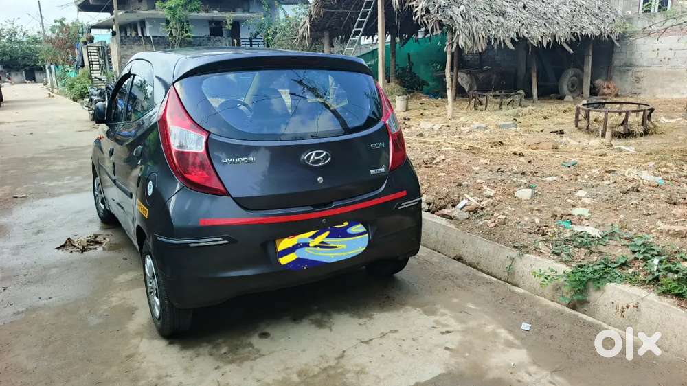 Hyundai Eon 2015 Good Performance (money Need Emergency)