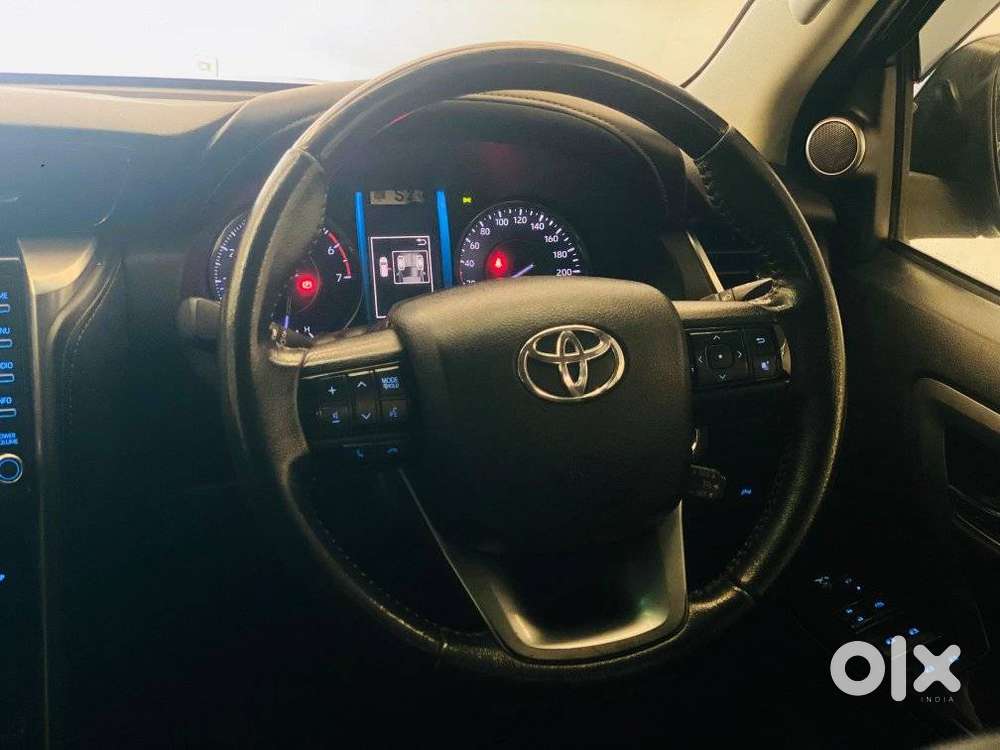 Toyota Fortuner 4x2 Mt 2.7 Petrol, 2021, Petrol