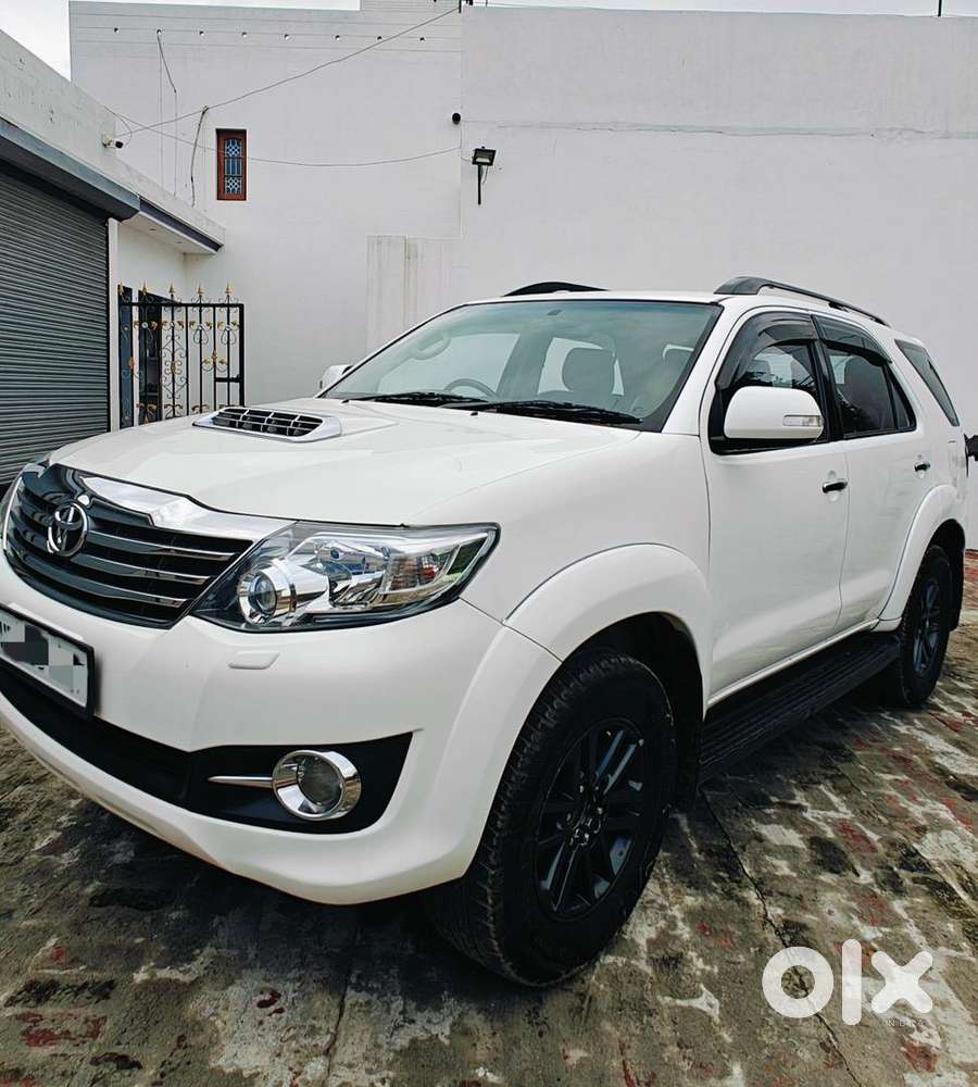 Toyota Fortuner 2015 Diesel Well Maintained