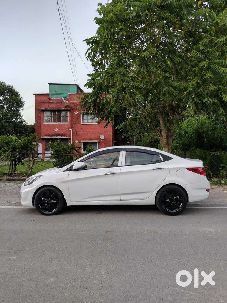 Hyundai Fluidic Verna Diesel 2013