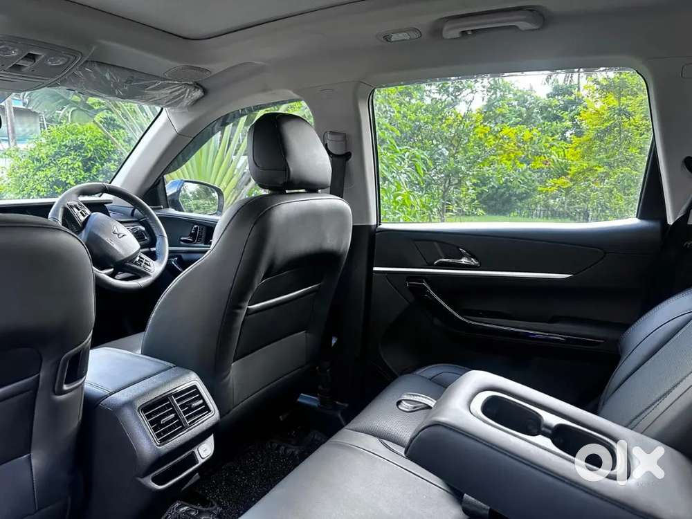 Mahindra Xuv700 2025