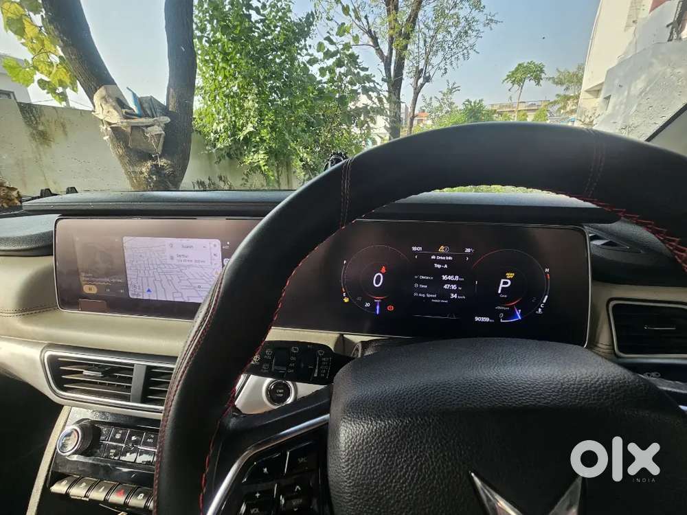 Mahindra Xuv700 Dec 2022 Automatic Luxary Pack With Panaromic Sunroof