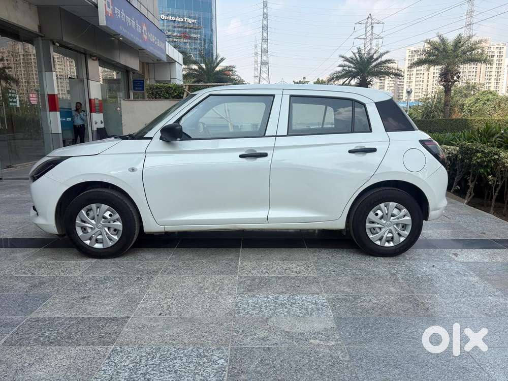 Maruti Suzuki Swift, 2025, Petrol