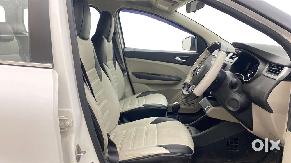 Renault Triber Rxz Easy-r Amt, 2022, Petrol