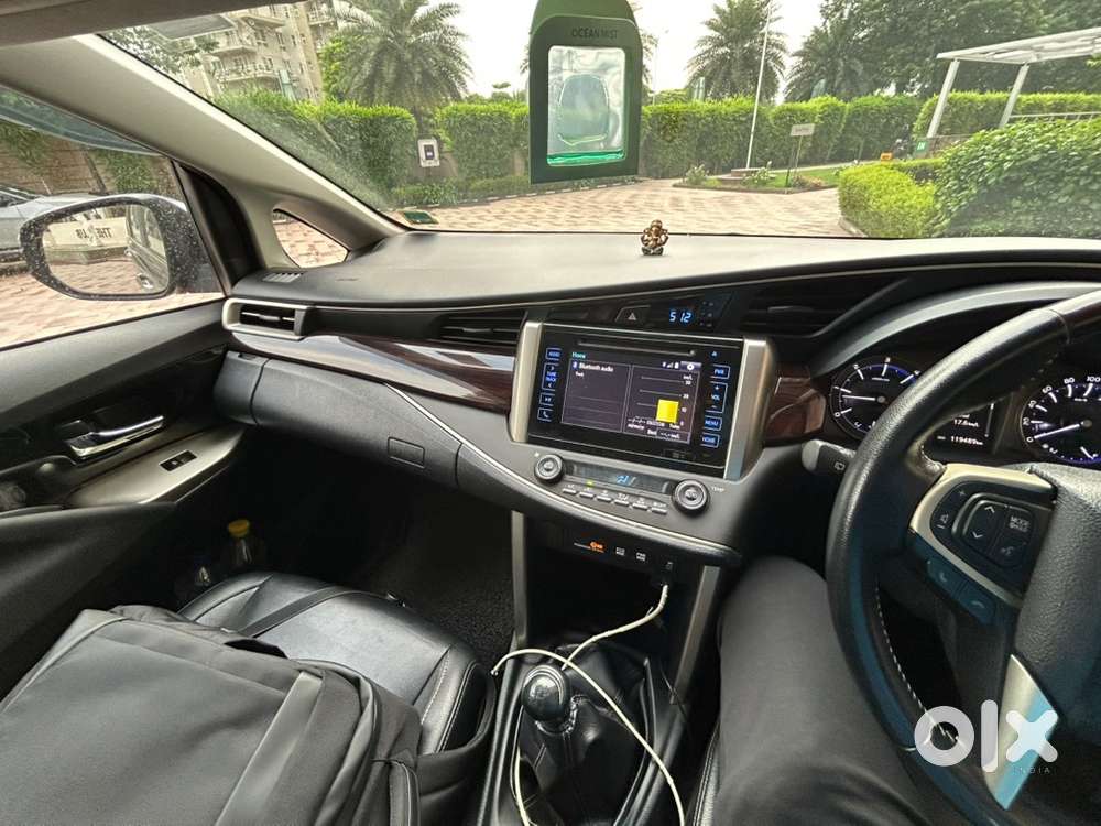 Toyota Innova Crysta Zx Diesel 2016