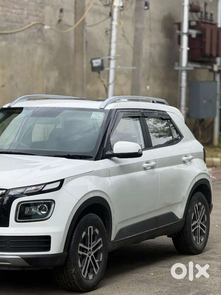 Hyundai New Venue 2024 Sx Diesel 11000 Km Driven Finance 830000