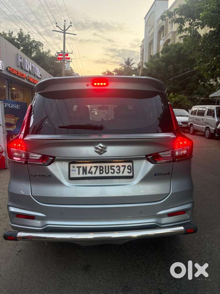 Maruti Suzuki Ertiga Shvs Zdi Plus, 2022, Petrol