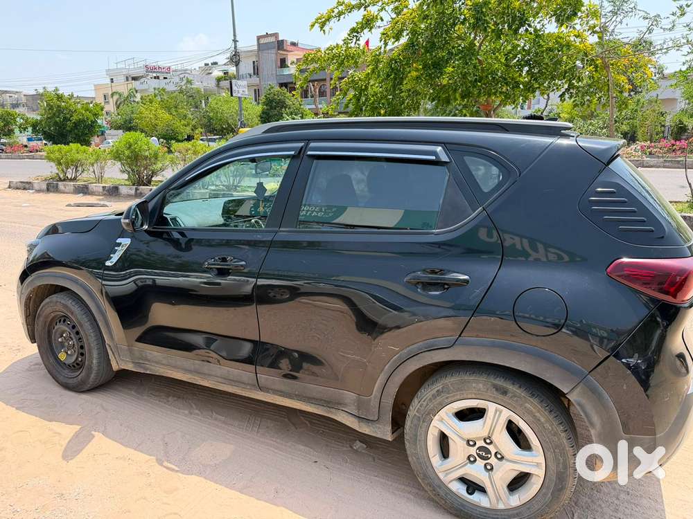 Kia Sonet Petrol 2022