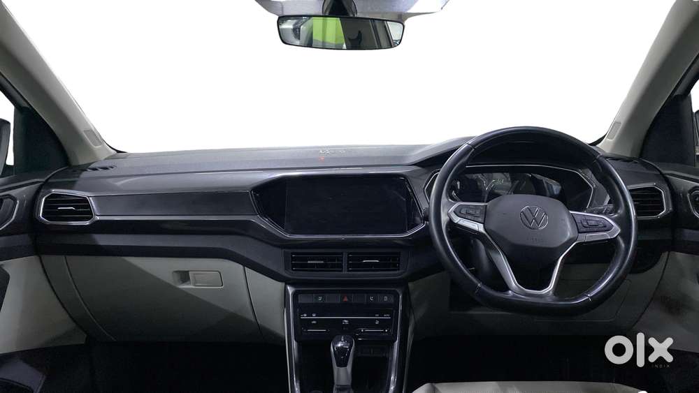Volkswagen Taigun 1.0 Tsi Topline At, 2023, Petrol