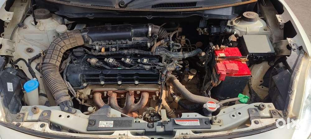 Maruti Suzuki Dzire 1.2 Zxi, 2019, Petrol
