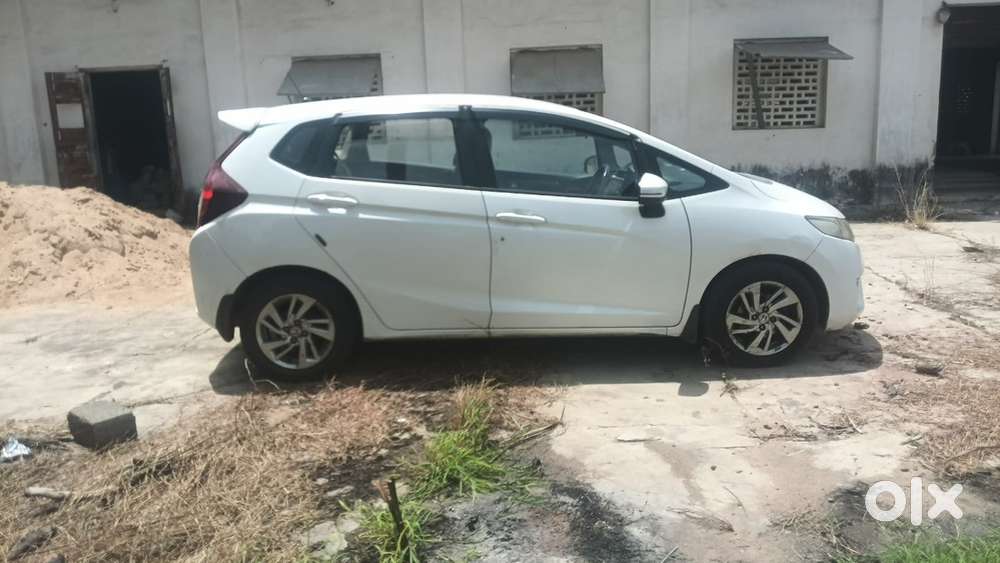 Honda Jazz 2015 Diesel Well Maintained