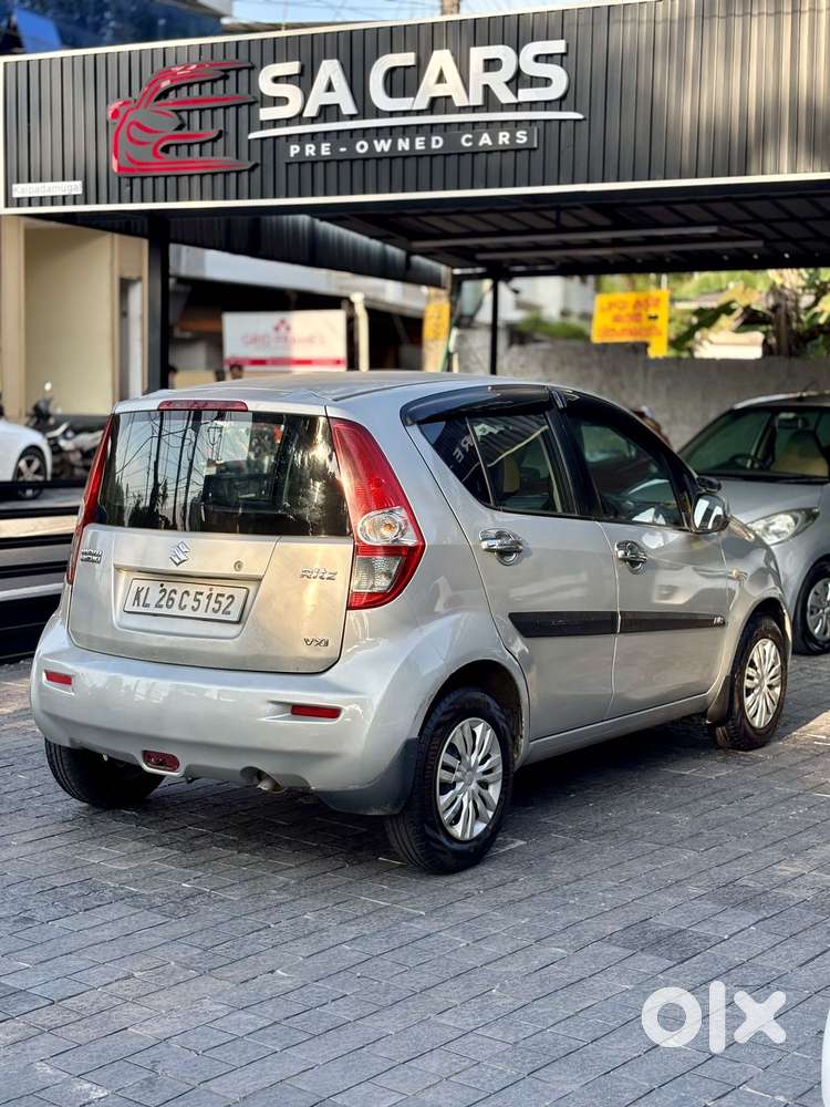 Maruti Suzuki Ritz Vxi, 2012, Petrol