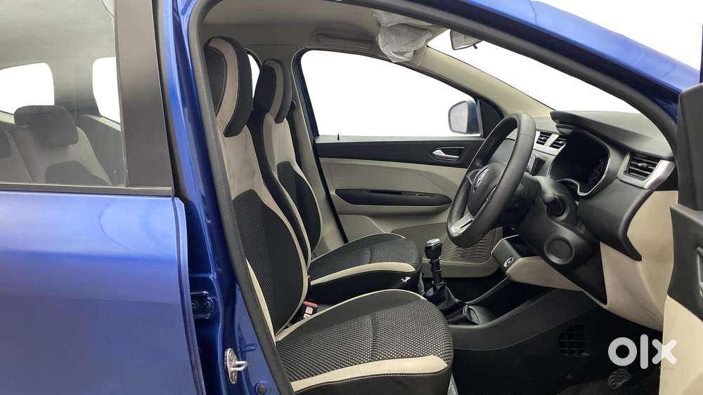Renault Triber Rxz, 2019, Petrol